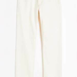 H&M Women's Straight Regular Jeans in Ecru,6,NWT